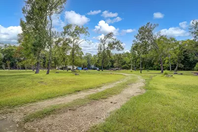 487 County Road 6478, Dayton, TX 77535 - Photo 35