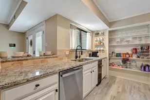 16570 Space Center Blvd, Houston, TX 77058 - Photo 13