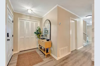 16570 Space Center Boulevard, Houston, TX 77058 - Photo 5