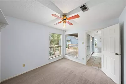 19 Tulip Hill Court, The Woodlands, TX 77380 - Photo 17