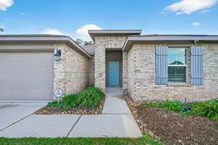 2350 Strong Horse Dr, Conroe, TX 77301 - Photo 5