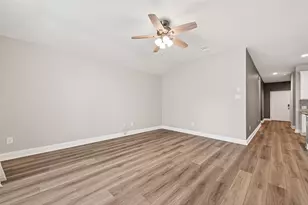 2350 Strong Horse Dr, Conroe, TX 77301 - Photo 11