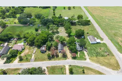 137 County Road 202, Weimar, TX 78962 - Photo 19