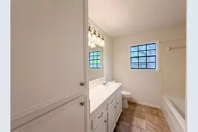 1001 Windy Drive, Brenham, TX 77833 - Photo 17