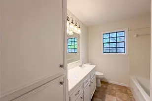 1001 Windy Dr, Brenham, TX 77833 - Photo 17