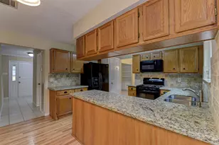 3302 Creek Shadows Dr, Houston, TX 77339 - Photo 17