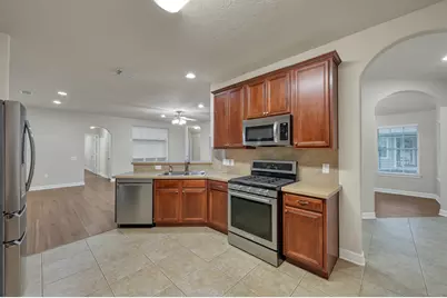 26 Greenwich Place, Conroe, TX 77384 - Photo 5