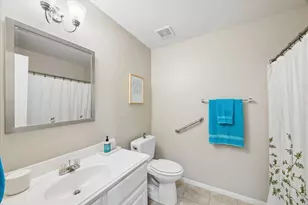 608 Brad Ct, Webster, TX 77598 - Photo 17