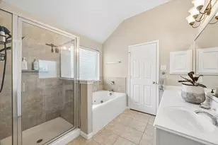 608 Brad Ct, Webster, TX 77598 - Photo 15