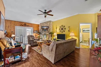 15226 Loma Paseo Drive, Houston, TX 77083 - Photo 9