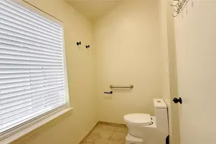 9809 Richmond Ave, Houston, TX 77042 - Photo 15