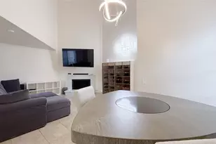 9809 Richmond Ave, Houston, TX 77042 - Photo 5