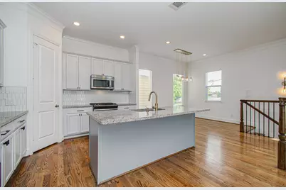 2609 Detering Street, Houston, TX 77007 - Photo 17