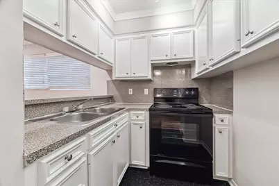 3414 Garrott Street #3, Houston, TX 77006 - Photo 7