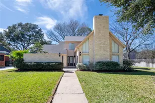 2542 Hodges Bend, Sugar Land, TX 77479 - Photo 1