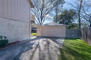2542 Hodges Bend, Sugar Land, TX 77479 - Photo 29