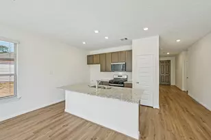 4801 Seven Oaks Ln, Conroe, TX 77304 - Photo 9