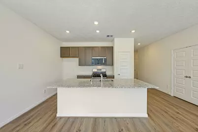 4801 Seven Oaks Lane, Conroe, TX 77304 - Photo 13