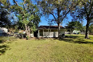 2425 8th Ave, Port Arthur, TX 77642 - Photo 1