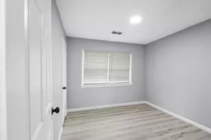 2119 Linden Creek Ln, Houston, TX 77017 - Photo 9