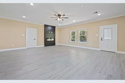 147 Knollwood Lane, Livingston, TX 77351 - Photo 7