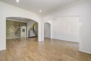 13514 Broadmeadow Ln, Houston, TX 77077 - Photo 5