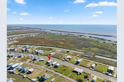 1226 County Road 202, Sargent, TX 77414 - Photo 3