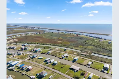 1226 County Road 202, Sargent, TX 77414 - Photo 13