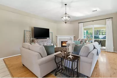 2202 Stoneycreek Park Court, Conroe, TX 77385 - Photo 11