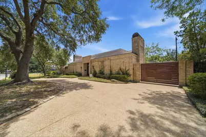10103 Briar Forest Drive, Houston, TX 77042 - Photo 37