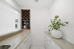 10103 Briar Forest Dr, Houston, TX 77042 - Photo 13