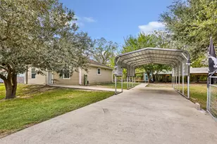 7770 Fm 834 E, Hull, TX 77564 - Photo 3