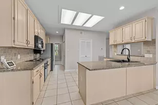 1602 Seminole St, Deer Park, TX 77536 - Photo 9
