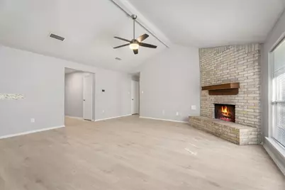 3738 Clear Falls Drive, Houston, TX 77339 - Photo 11