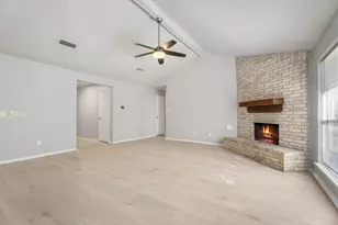 3738 Clear Falls Dr, Houston, TX 77339 - Photo 11