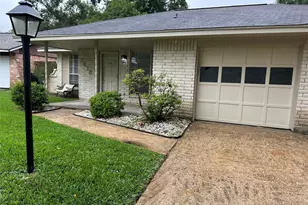 2518 Meandering Trail, Houston, TX 77339 - Photo 3