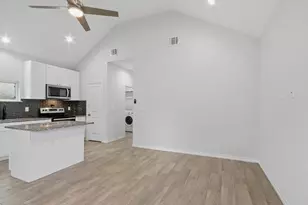 16902 Balmoral, Montgomery, TX 77316 - Photo 5