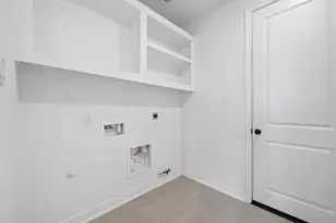 14815 Mission Ave, Mont Belvieu, TX 77523 - Photo 19