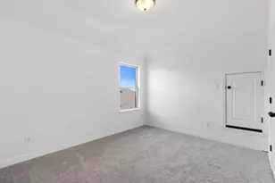 14815 Mission Ave, Mont Belvieu, TX 77523 - Photo 15