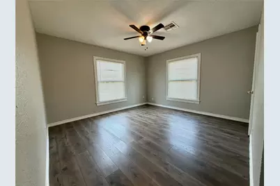 1214 W 5th Street, Freeport, TX 77541 - Photo 17