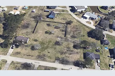 4127 Grand Boulevard, Dickinson, TX 77539 - Photo 9