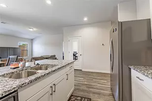 410 Del Monte Dr, Huntsville, TX 77320 - Photo 11