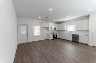 419 Hazy Mdws Dr, Beasley, TX 77417 - Photo 7