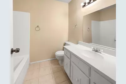 10619 Chapel Hill Drive, Houston, TX 77099 - Photo 15