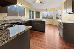 10619 Chapel Hill Dr, Houston, TX 77099 - Photo 9
