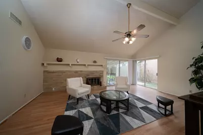 10619 Chapel Hill Drive, Houston, TX 77099 - Photo 5