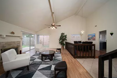 10619 Chapel Hill Drive, Houston, TX 77099 - Photo 3