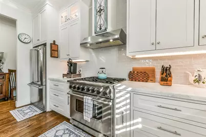 1202 Walton Street, Houston, TX 77009 - Photo 19