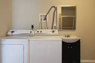 4733 Jefferson St, Houston, TX 77023 - Photo 27