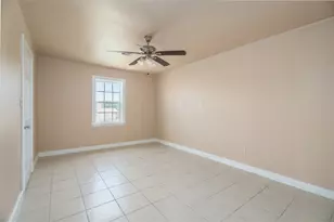 4816 Avenue K, Galveston, TX 77551 - Photo 9